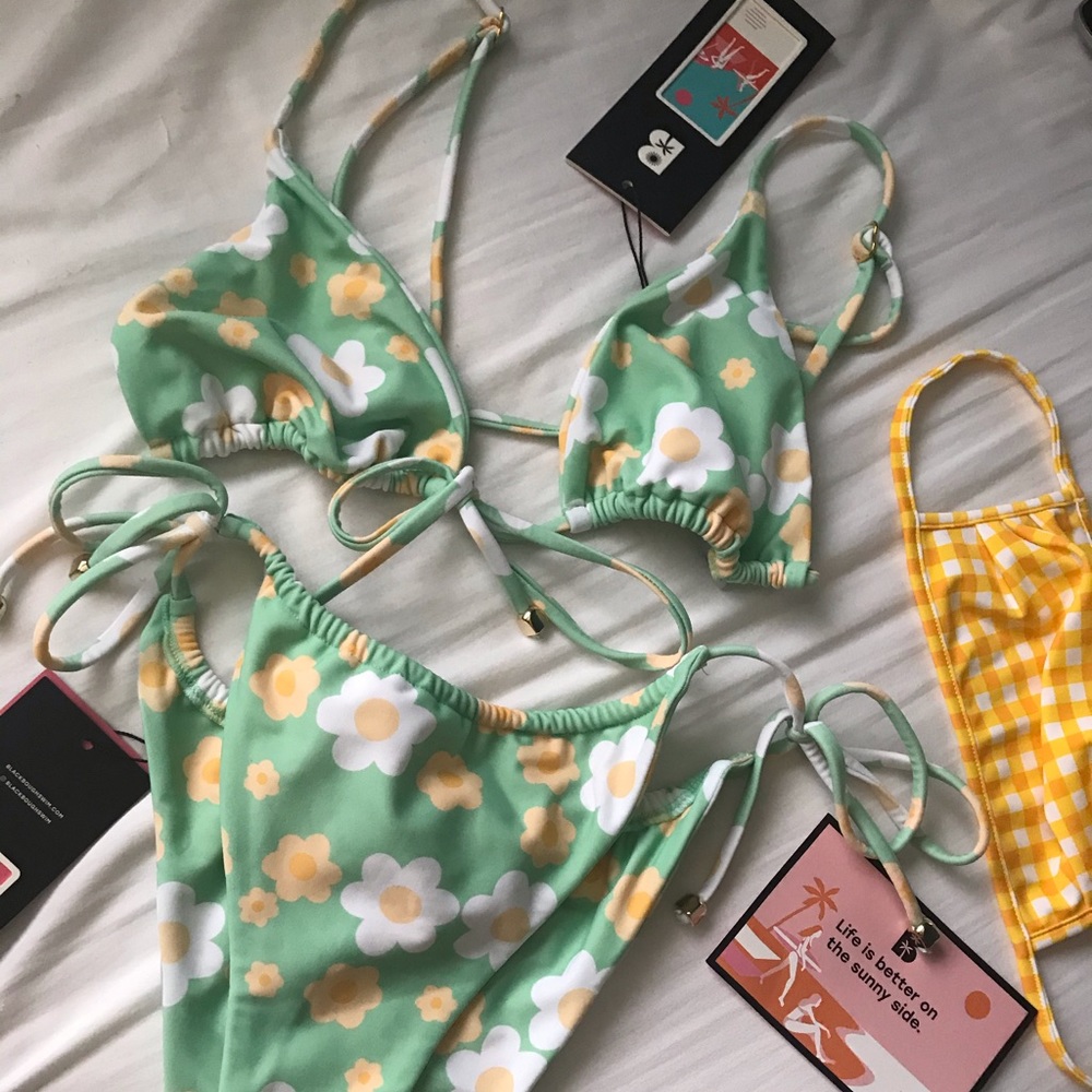 Blackbough Liv top and bottoms